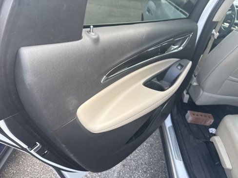 Used 2021 Buick Enclave Essence w/ Sound and Sites Package image 34