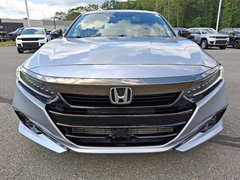 Used 2021 Honda Accord Sport image 2
