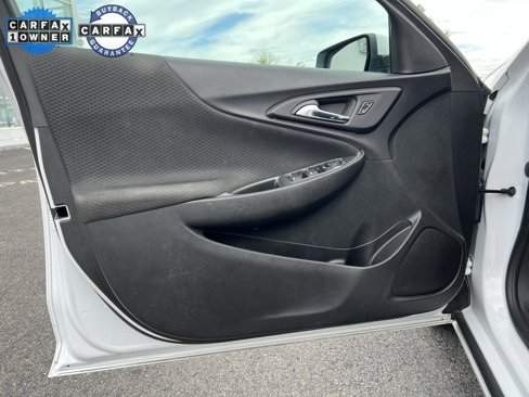 Used 2023 Chevrolet Malibu LT image 9