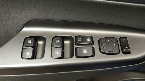 Used 2018 Hyundai Kona Limited image 16