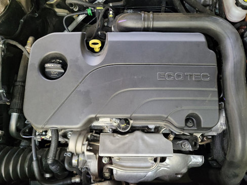 Used 2022 Chevrolet Malibu LT image 30