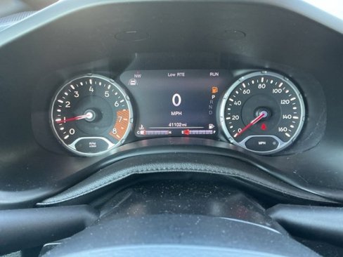 Used 2021 Jeep Renegade Latitude w/ Convenience Group image 21