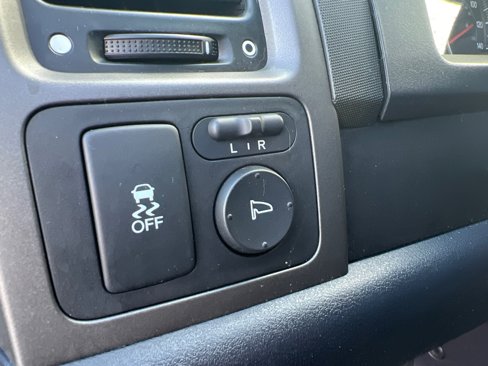 Used 2011 Honda CR-V EX image 22