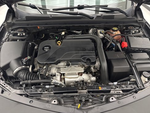Used 2019 Chevrolet Malibu RS image 34