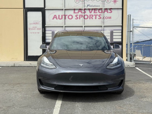 Used 2018 Tesla Model 3 Mid Range image 3