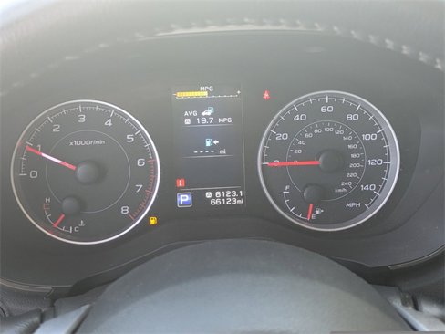 Used 2019 Subaru Ascent Premium image 31