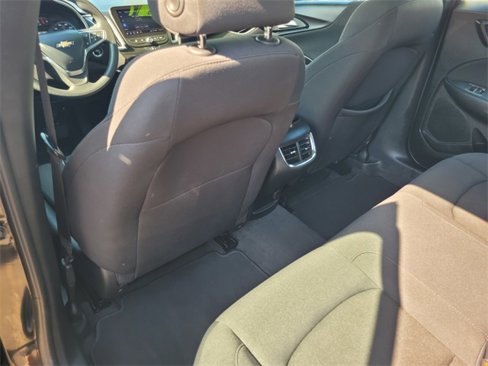 Used 2023 Chevrolet Malibu LT image 14