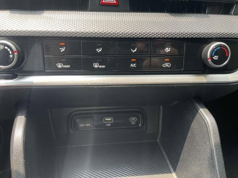 Used 2023 Kia Sportage LX image 24