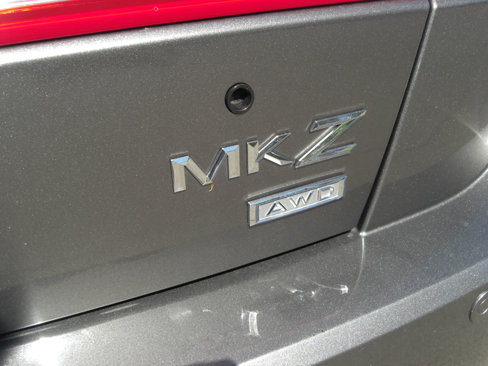 Used 2011 Lincoln MKZ AWD w/ 102A Rapid Spec Order Code image 12