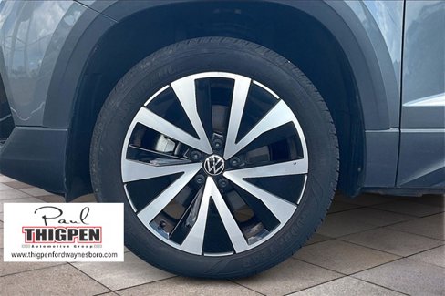 Used 2022 Volkswagen Taos SE image 9