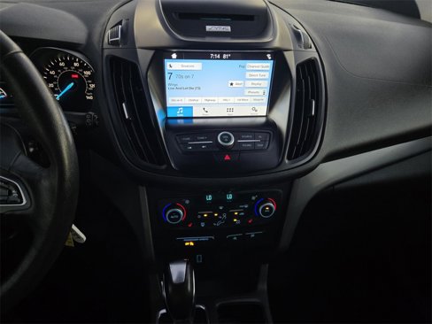 Used 2018 Ford Escape SEL image 18