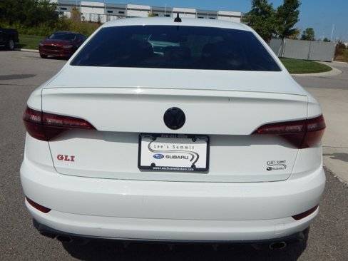 Used 2020 Volkswagen Jetta GLI image 3
