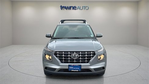 Used 2023 Hyundai Venue SEL image 8
