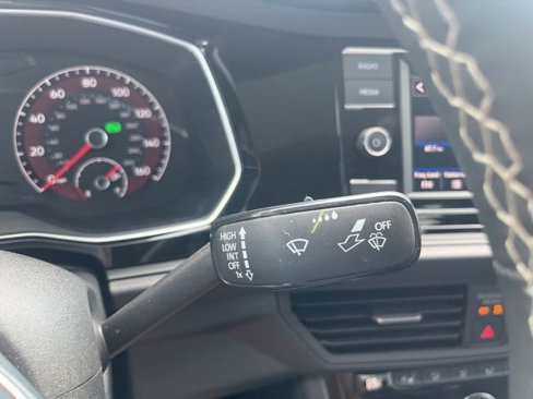 Certified 2021 Volkswagen Jetta SE image 17