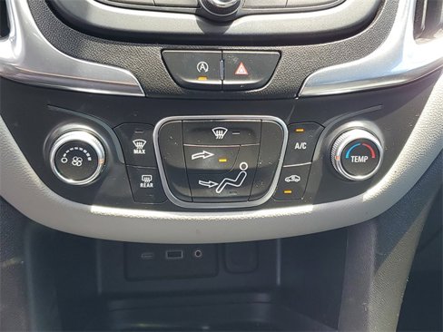 Used 2022 Chevrolet Equinox LT image 25