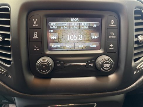 Used 2018 Jeep Compass Sport w/ Cold Weather Group image 11