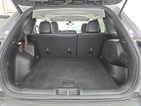 Used 2020 Jeep Cherokee Limited image 12