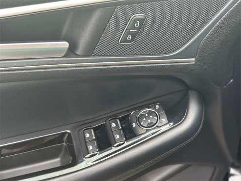Used 2020 Ford Edge SEL w/ Cold Weather Package image 22