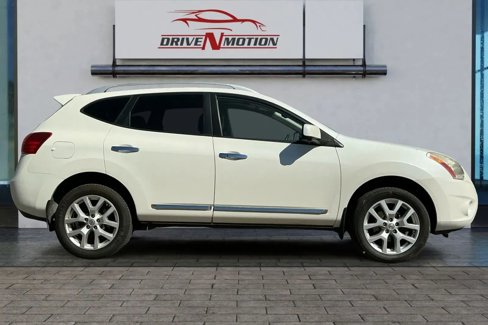 Used 2013 Nissan Rogue SL image 3