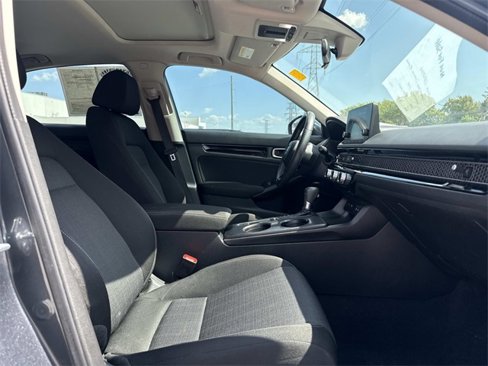 Used 2023 Honda Civic EX image 8