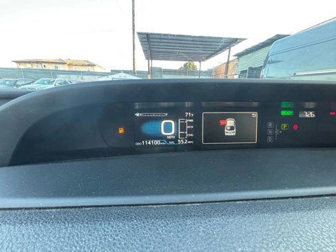Used 2021 Toyota Prius LE image 7
