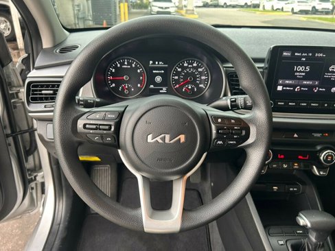 Used 2023 Kia Rio S w/ Technology Package image 5