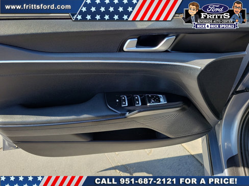 Used 2021 Kia K5 LXS image 12