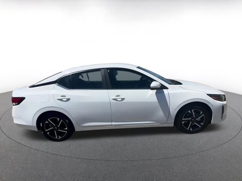 Used 2024 Nissan Sentra SV image 15