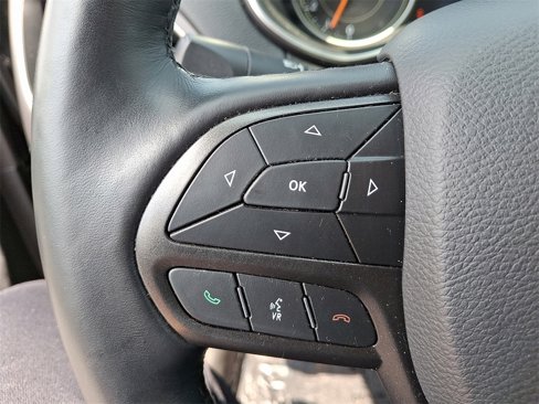 Used 2021 Jeep Cherokee Trailhawk image 20