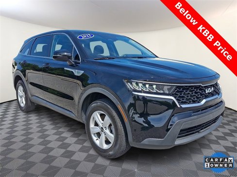 Used 2022 Kia Sorento LX image 1