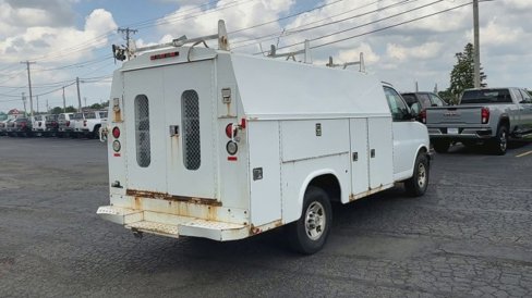 Used 2005 Chevrolet Express 3500 image 8