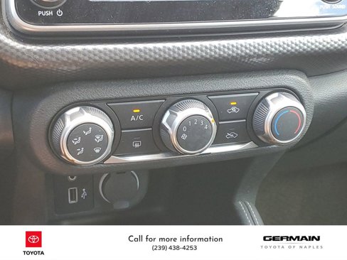 Used 2018 Nissan Kicks S image 31