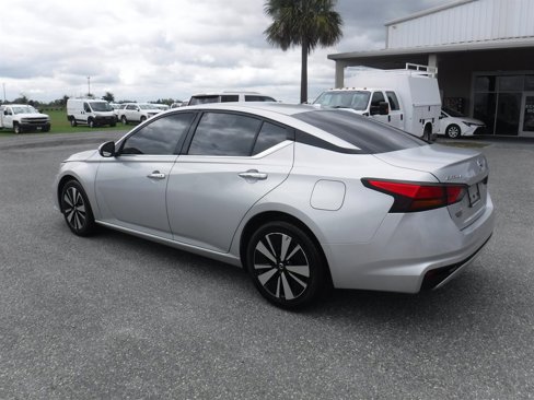 Used 2022 Nissan Altima 2.5 SV image 8