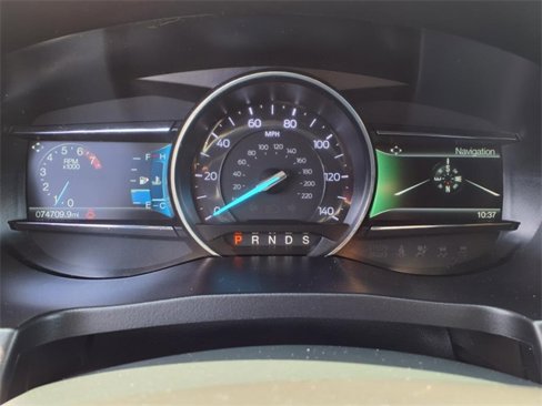 Used 2018 Ford Explorer XLT w/ Equipment Group 201A image 11