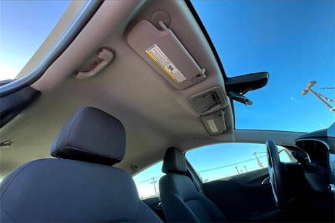 Used 2022 Chevrolet Malibu LT image 22