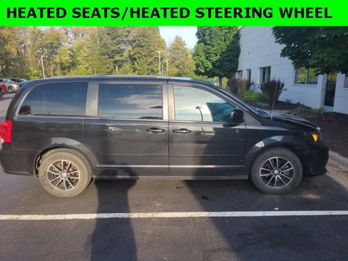 Used 2017 Dodge Grand Caravan GT image 1