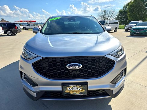 Used 2022 Ford Edge ST-Line w/ Class II Trailer Tow Package image 9
