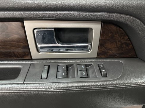 Used 2013 Ford F150 Platinum image 20