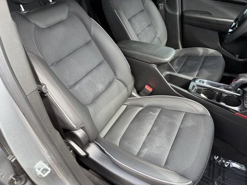 Used 2023 Chevrolet TrailBlazer RS image 46