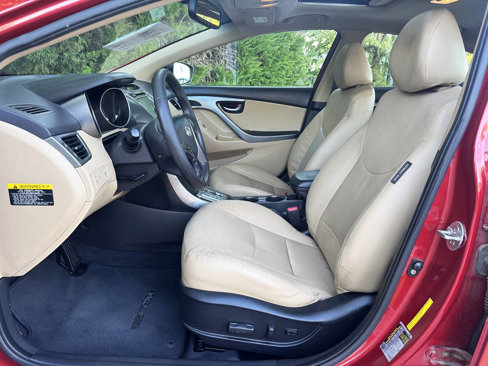 Used 2013 Hyundai Elantra Limited w/ Technology Pkg image 10