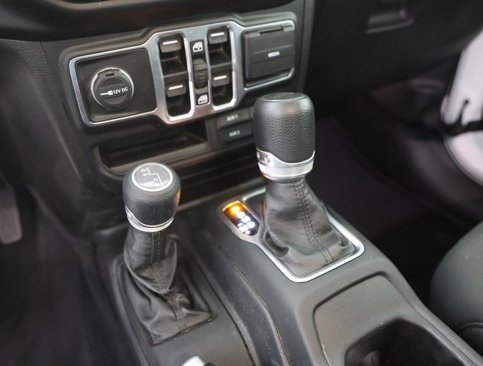 Used 2020 Jeep Gladiator Sport w/ Quick Order Package 24S image 19