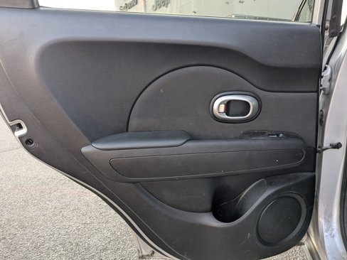 Used 2018 Kia Soul image 15