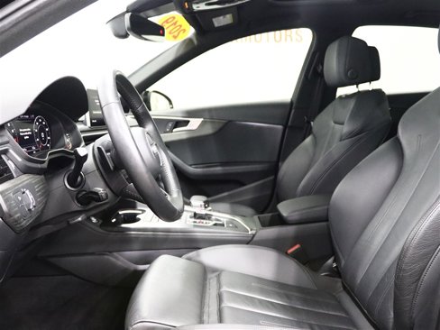 Used 2019 Audi A4 2.0T Premium Plus w/ Premium Plus Package image 8
