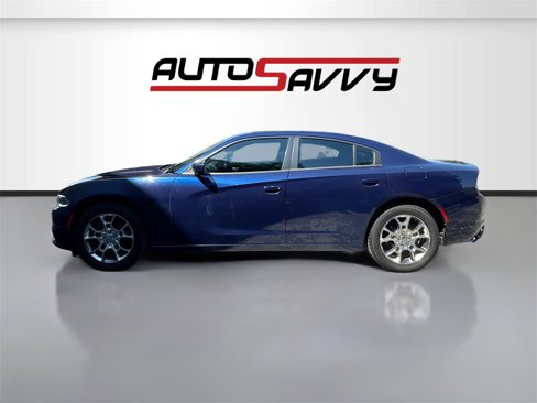 Used 2015 Dodge Charger SE w/ Popular Equipment Group image 4