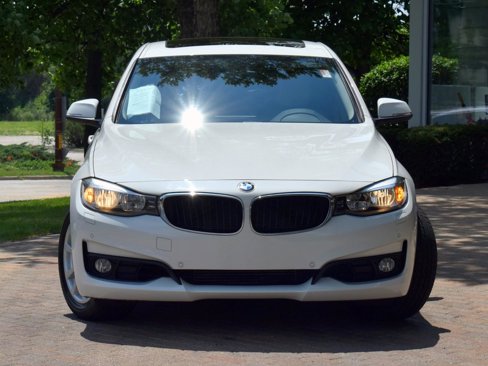 Used 2015 BMW 328i Gran Turismo xDrive image 8