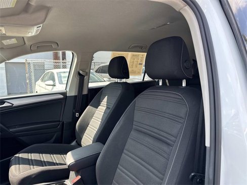 Certified 2022 Volkswagen Tiguan S image 16