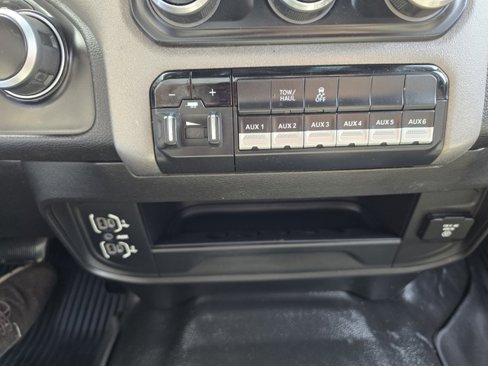 Used 2022 RAM 2500 Tradesman image 12