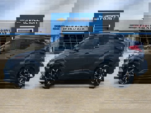 Used 2018 Toyota C-HR XLE image 2