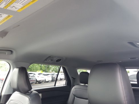 Used 2021 Ford Explorer XLT w/ Equipment Group 202A image 11