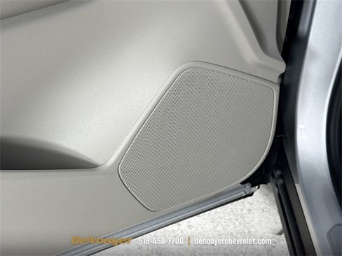 Used 2021 Cadillac XT4 Premium Luxury w/ Cold Weather Package image 18